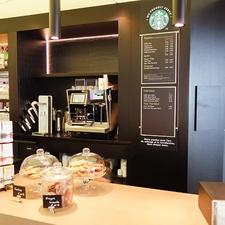 Aiden By Western Paris Cdg Hotel 4*