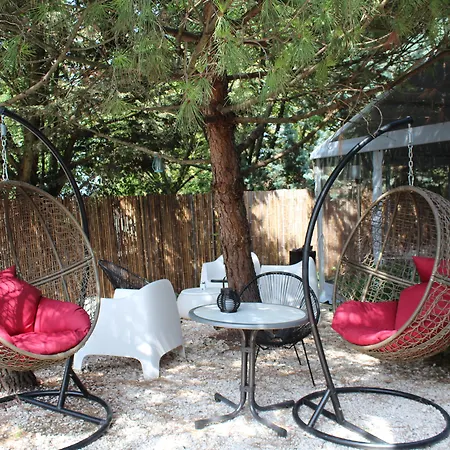 Aiden By Western Paris Cdg