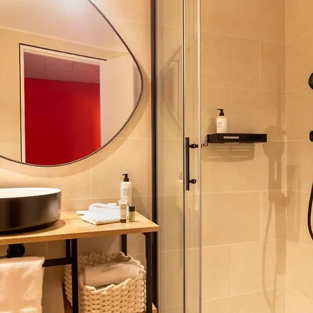 Aiden By Western Paris Cdg Hotel
