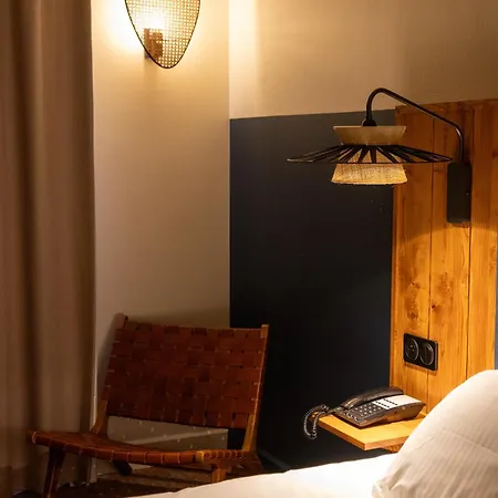 Aiden By Western Paris Cdg Hotel 4*