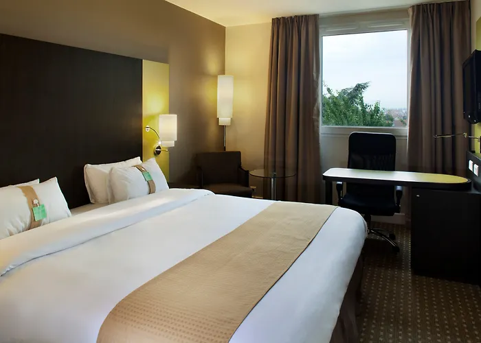 Aiden By Western Paris Cdg