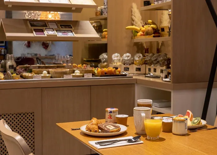 Aiden By Western Paris Cdg Hotel 4*