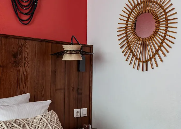 Aiden By Western Paris Cdg 4*